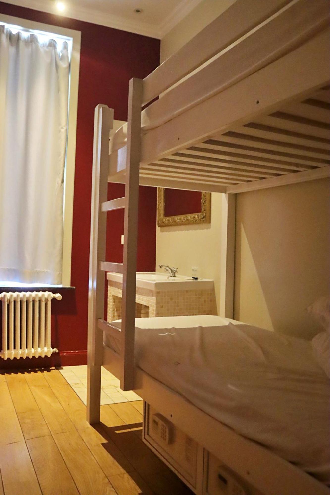 Hostel Lybeer Private Rooms Just For Two! Brugge Eksteriør bilde